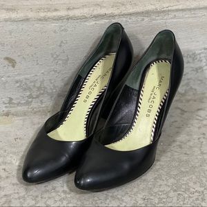 Marc Jacobs Black Leather Pumps size 35.5